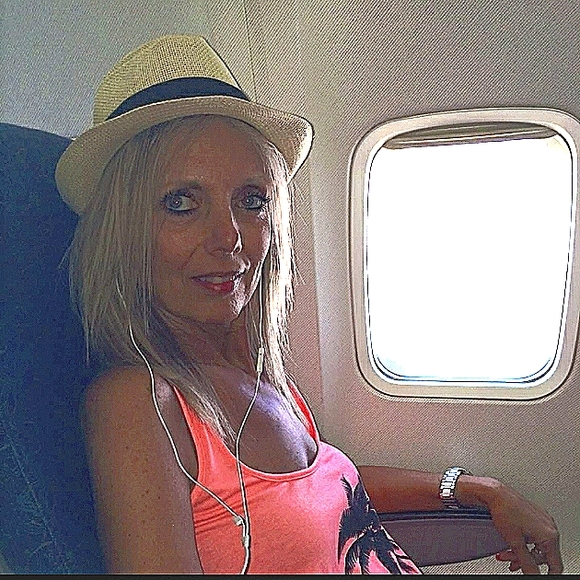 Meet your Posher, Joyce - Picture 1 of 1